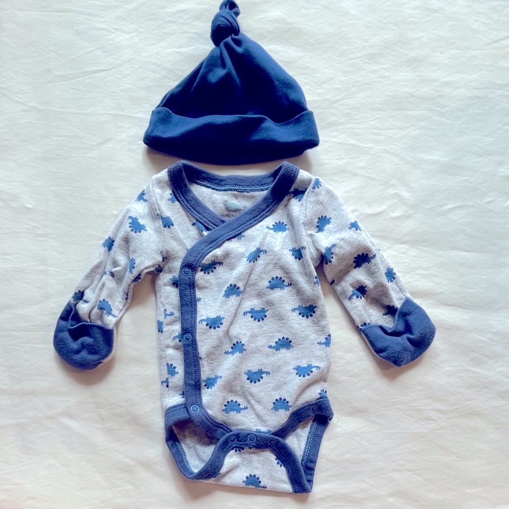 NB Long Sleeve Onesie with Matching Cap